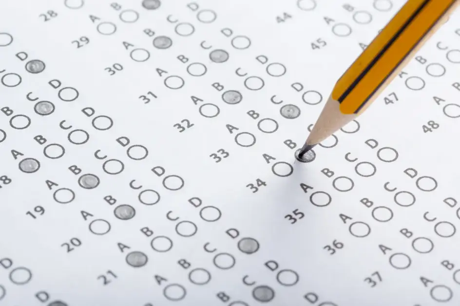 4 Yıllık Bölümlerin Taban Puanları ve Başarı Sıralamaları